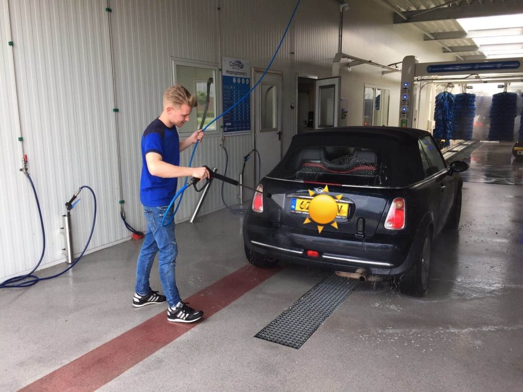 Zakelijk Carwash Houten